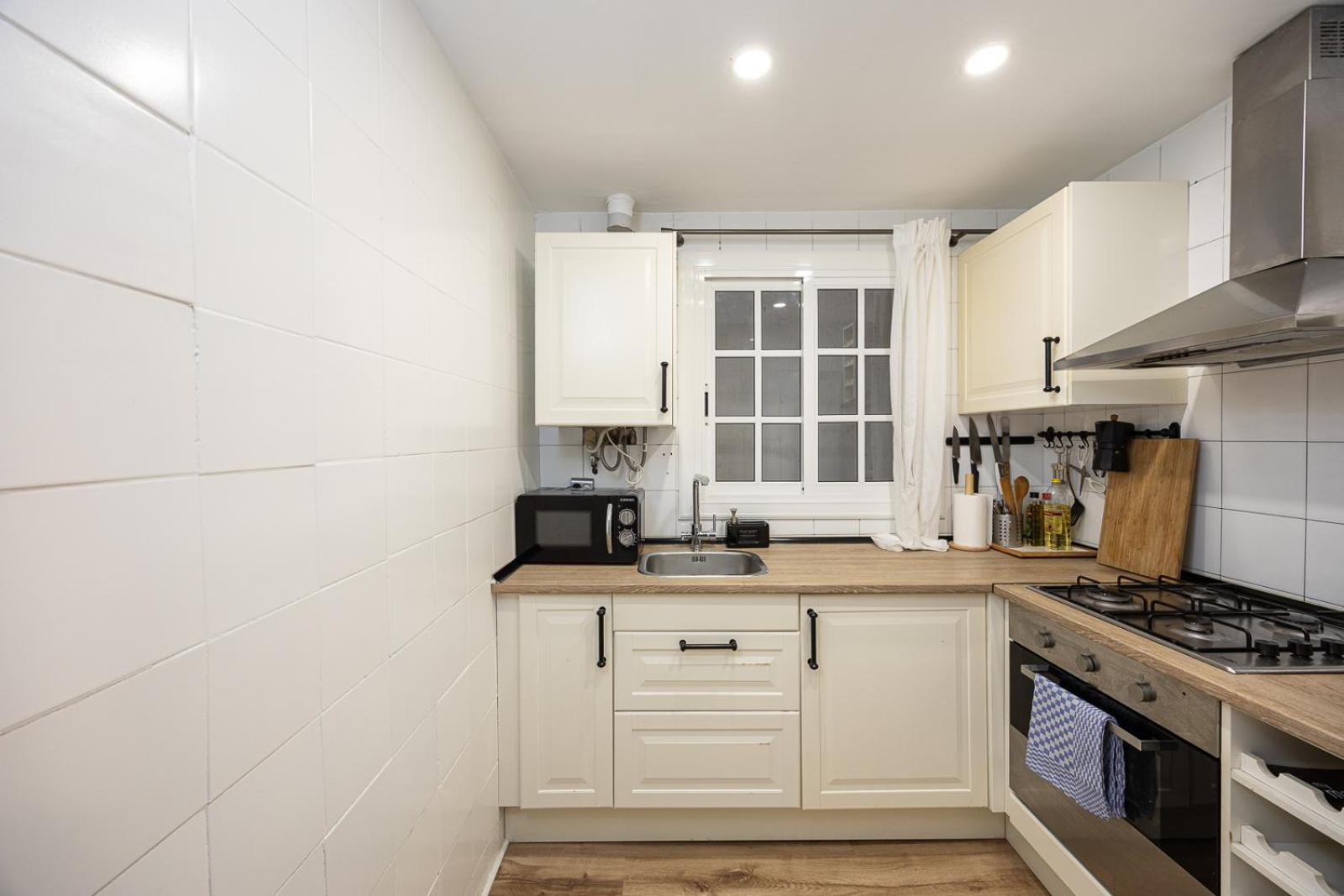 Vintage 3 Bdr Apartment Esplugues de Llobregat Eksteriør bilde