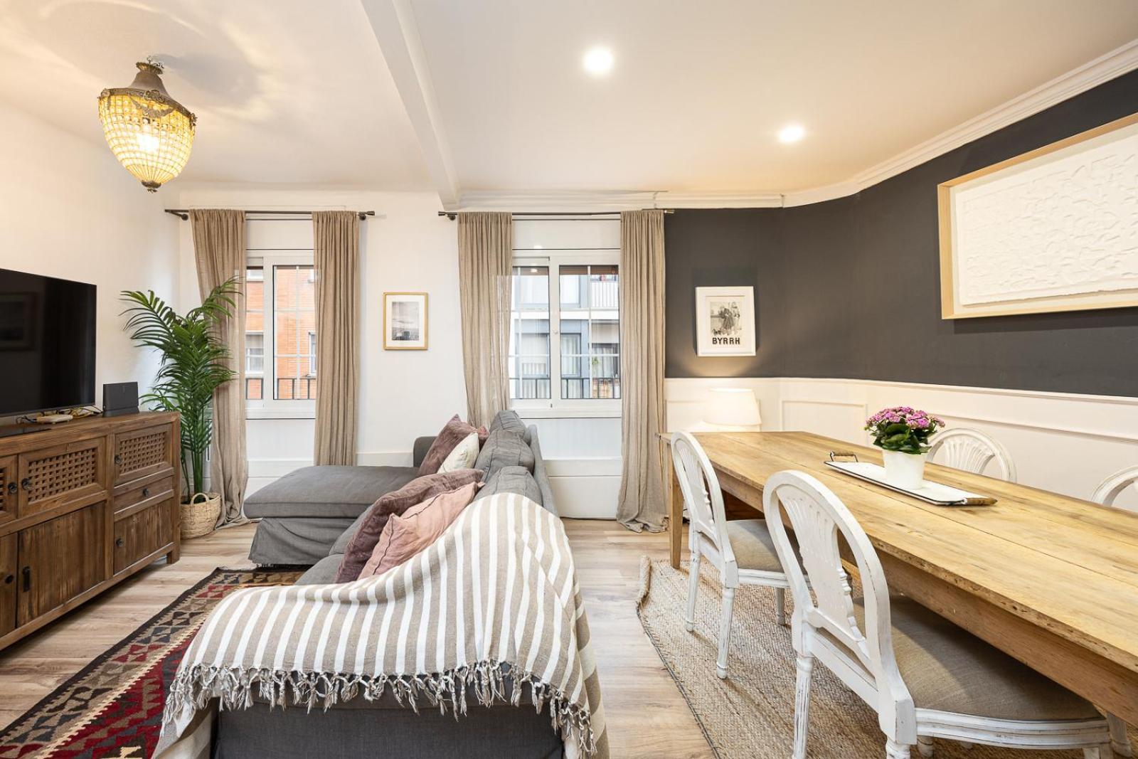 Vintage 3 Bdr Apartment Esplugues de Llobregat Eksteriør bilde